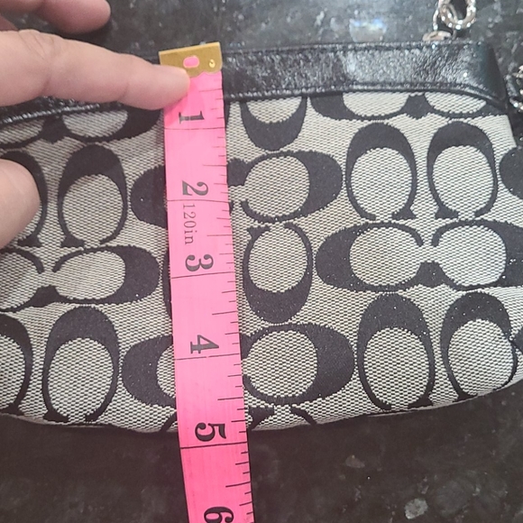 Coach clutch - Picture 4 of 4